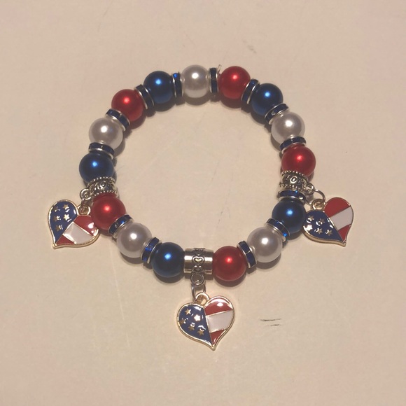 🟢 Patriotic 4th Of July Heart Charms Bracelet - Picture 13 of 16